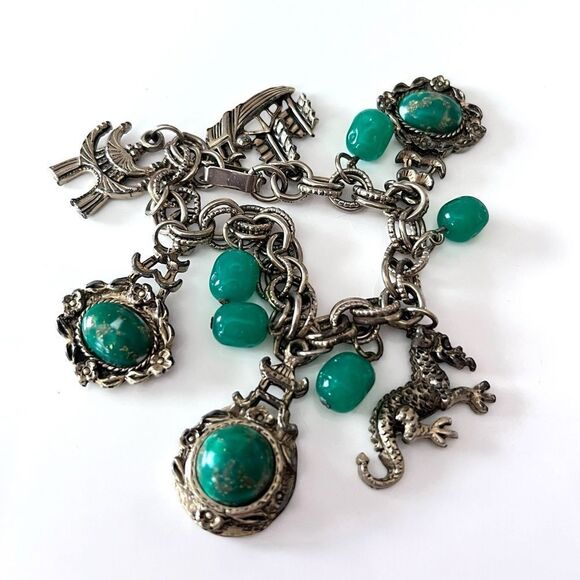 Vintage 1950’s Asian Jade Bead Charm Bracelet - Picture 3 of 4